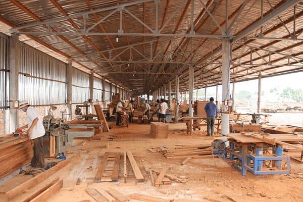 Máy hút bụi công nghiệp cho xưởng gỗ